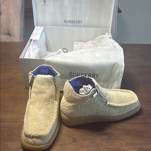 Burberry Leather Shoe on Rubber Sole, Size 40.5